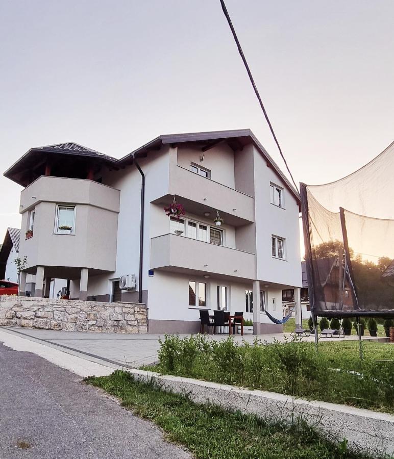 Apartmani Bilic Кореница Экстерьер фото