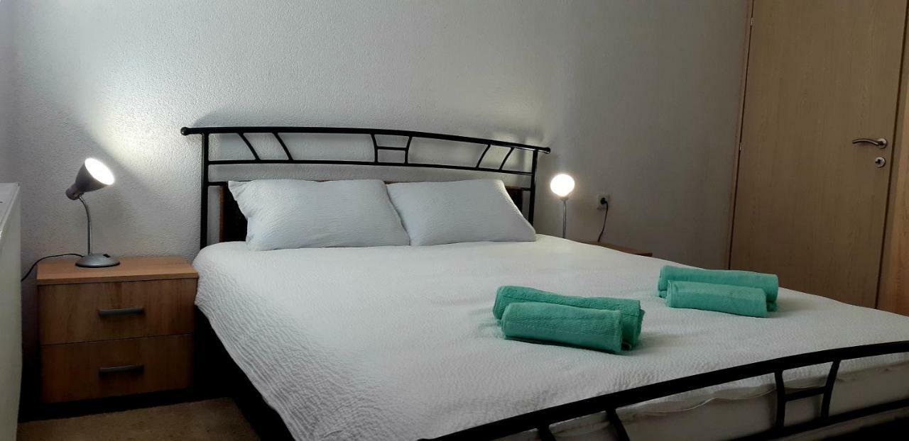 Apartmani Bilic Кореница Экстерьер фото