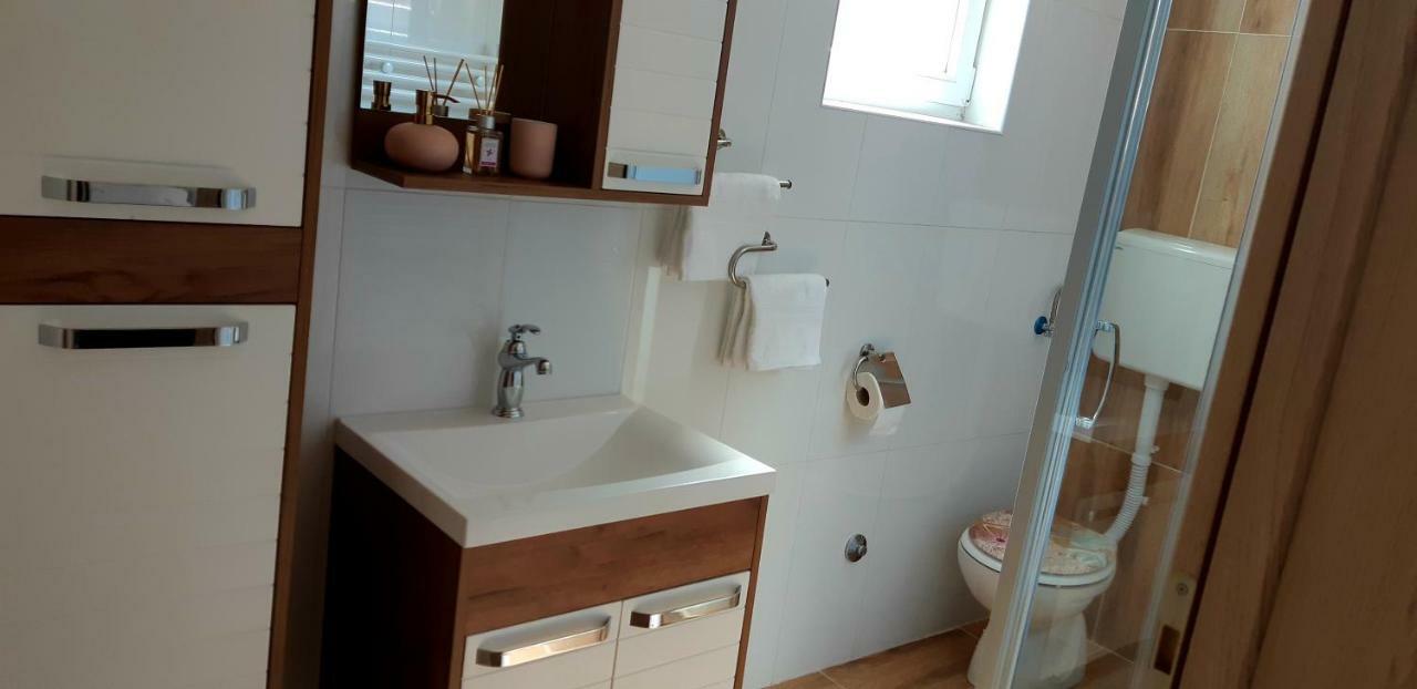 Apartmani Bilic Кореница Экстерьер фото