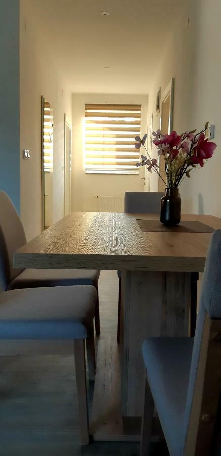 Apartmani Bilic Кореница Экстерьер фото