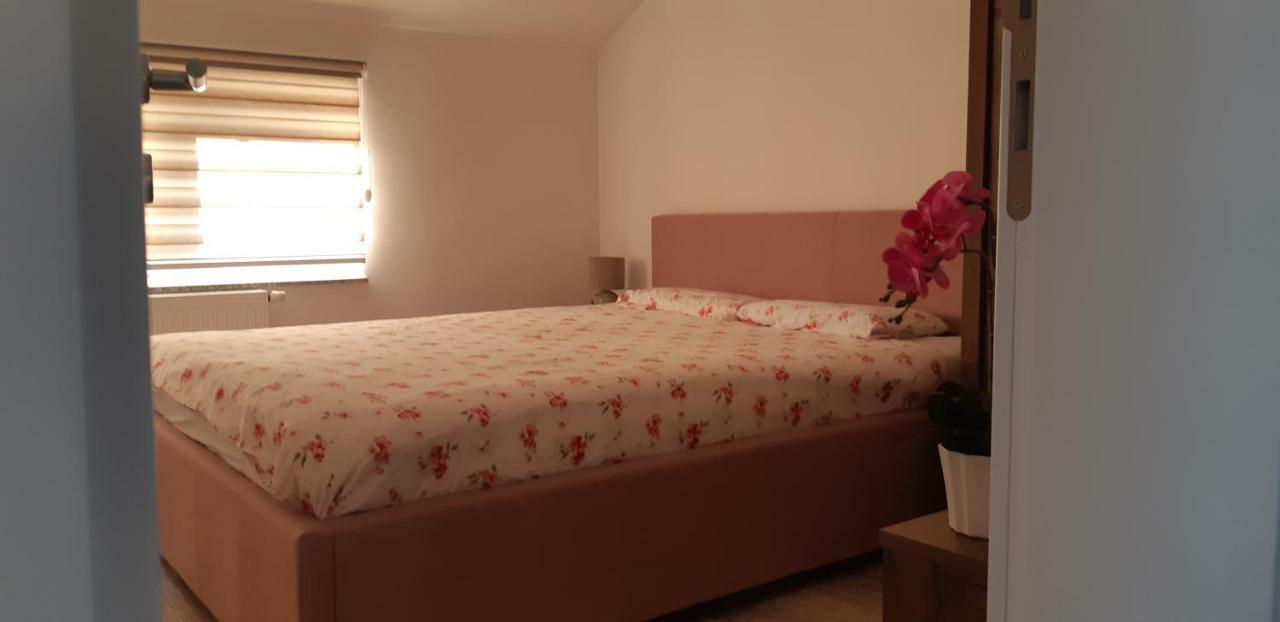 Apartmani Bilic Кореница Экстерьер фото