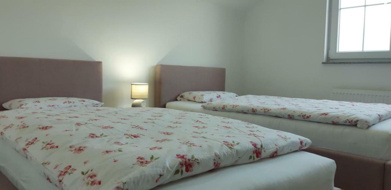 Apartmani Bilic Кореница Экстерьер фото