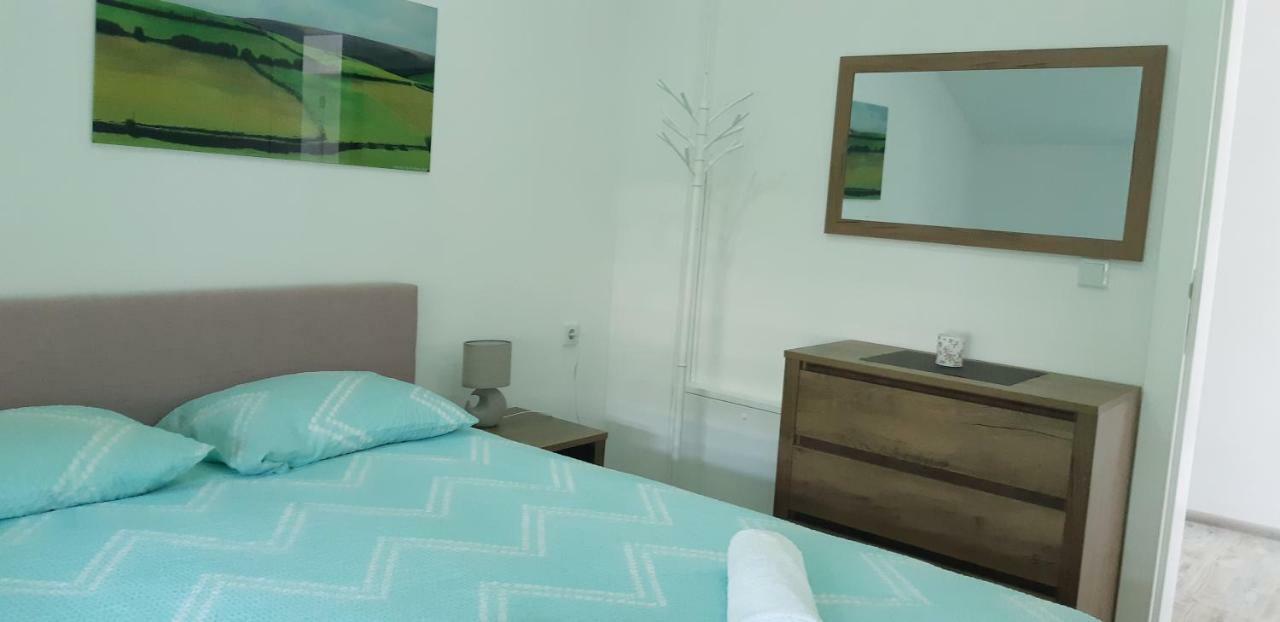 Apartmani Bilic Кореница Экстерьер фото