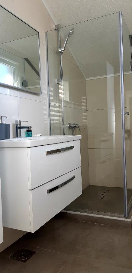 Apartmani Bilic Кореница Экстерьер фото